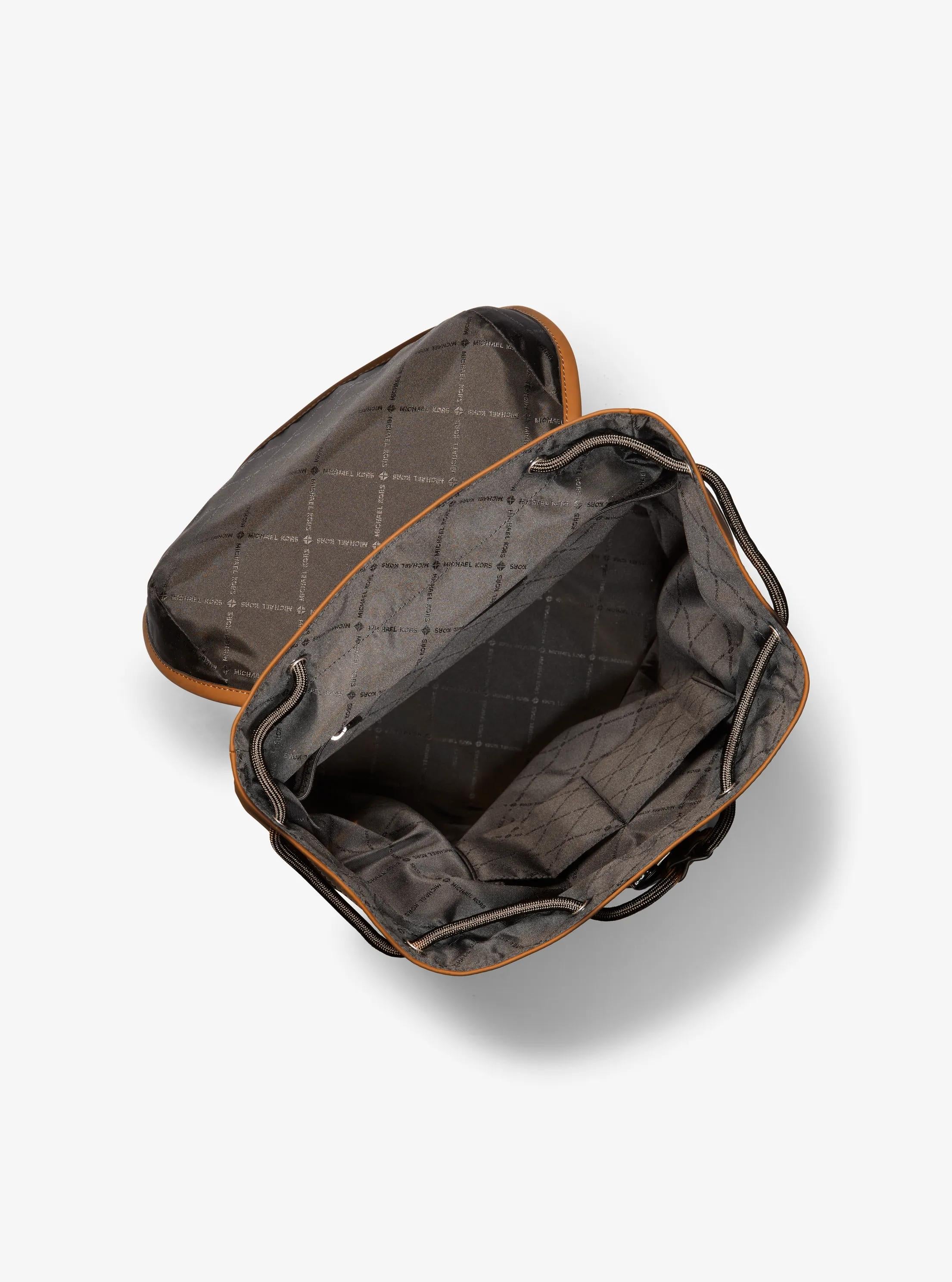 Jet Set Signature Logo Backpack Popular Style Fashion Accessory
