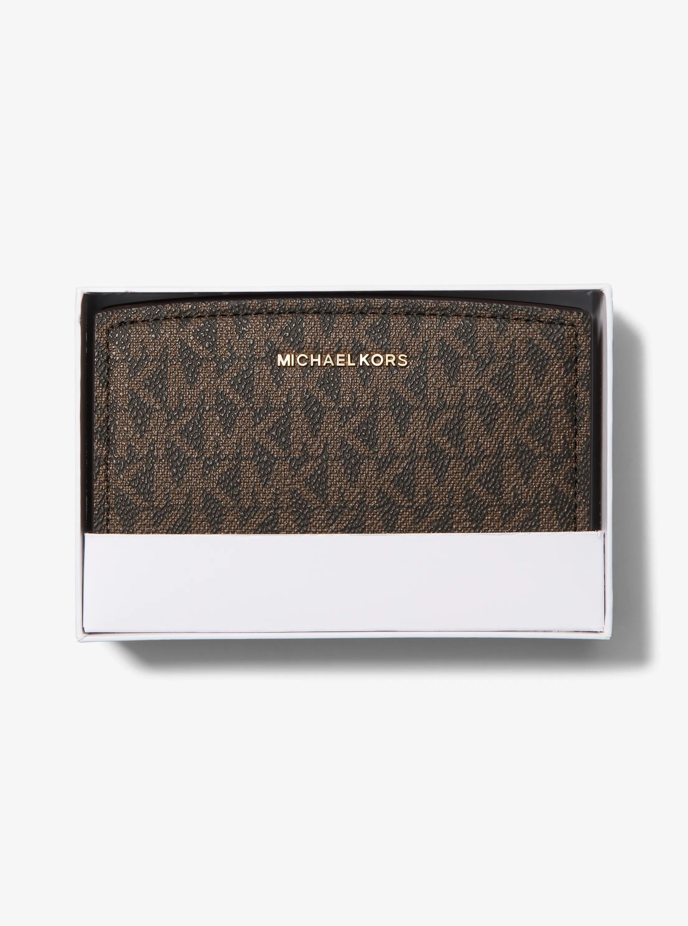Bryant Medium Signature Logo Wallet Designer Wallet Card Holder