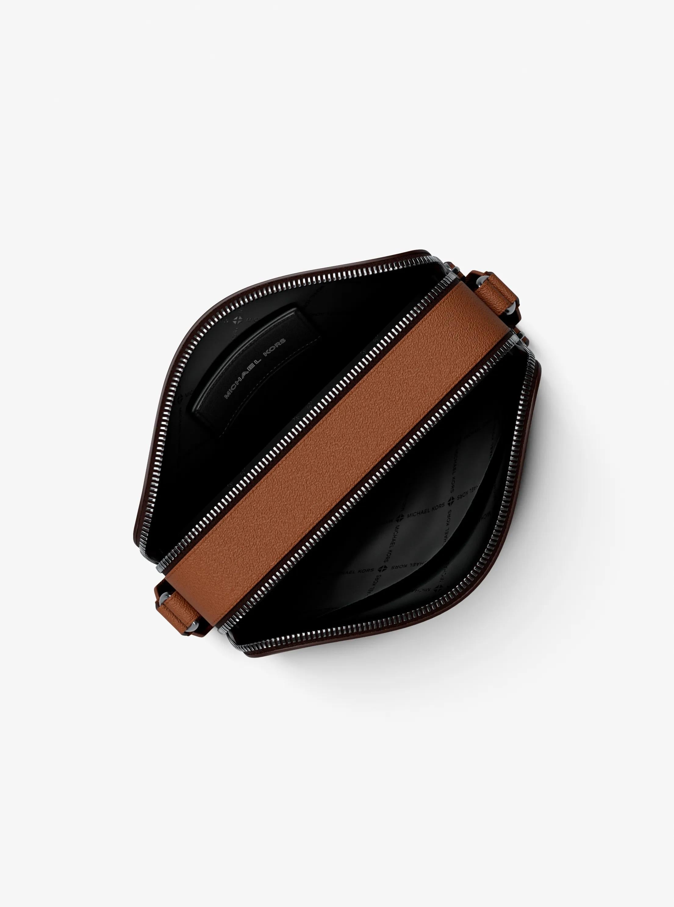 Hudson Signature Logo Camera Crossbody Bag Designer Handbag Fashion Shoulder Bag